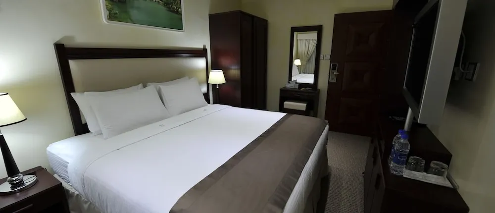 Oman Palm Hotel Suites