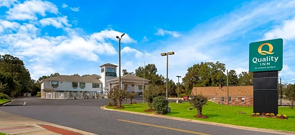 Quality Inn Sandersville
