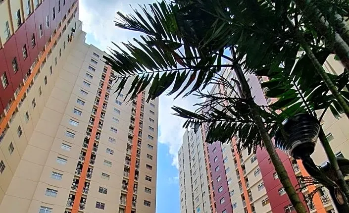 Gunawangsa Manyar Hotel