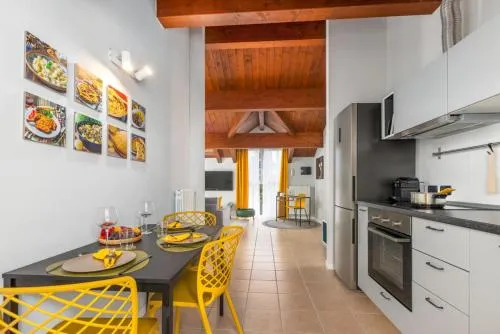 Casa Gialla 7a, New Apartment Milano&Como