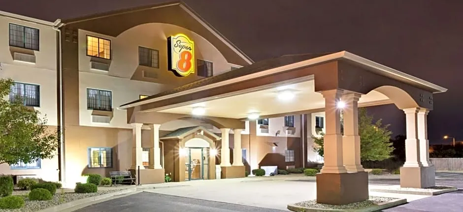 Super 8 by Wyndham South Bend