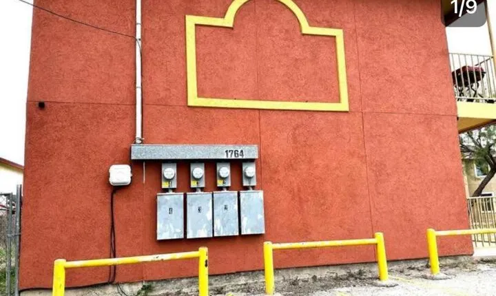 The Rustic at Paseo de Encinal Drive