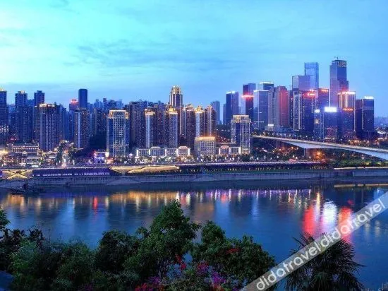 Qishi Hotel (Chongqing Guanyinqiao Jiujie Wanhui Center)