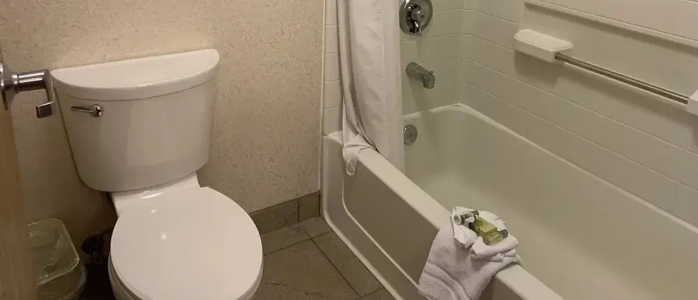 Crystal Inn Hotel & Suites Brigham City