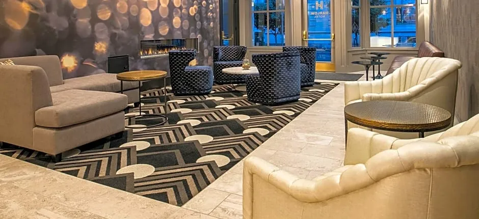 Harlow Hotel