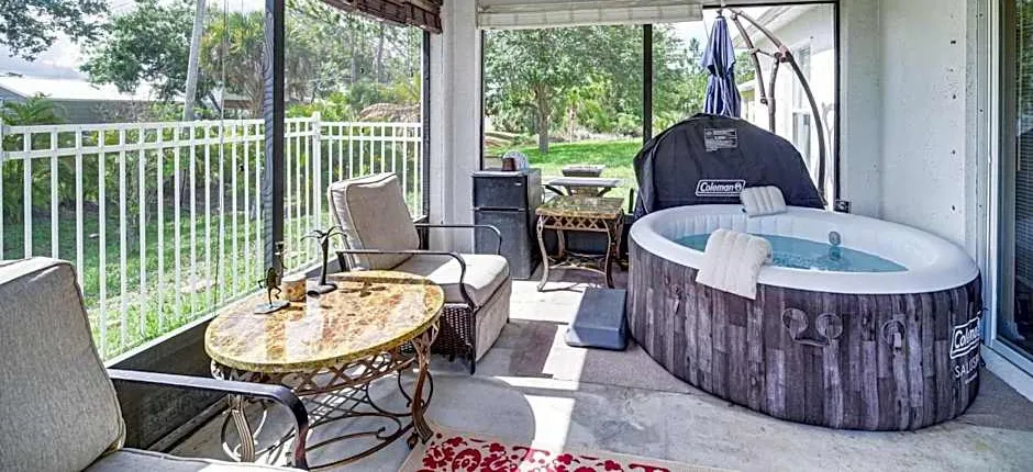 Dog Friendly 8ml to Beach Fire Pit Hot Tub