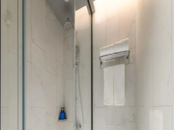 7 Premium HotelNanjing University of Information Science & Technology）