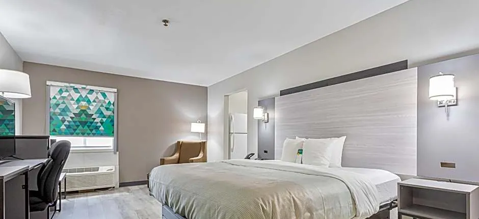 Quality Inn Edmund Pettus Bridge Area