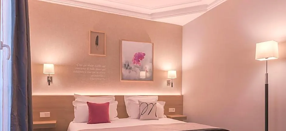 Magda Champs Elysées