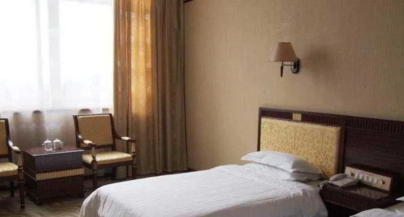 Harcourts Kailun Hotel