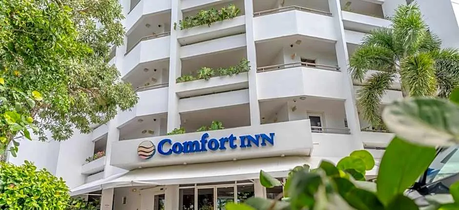 Comfort Inn & Suites Levittown
