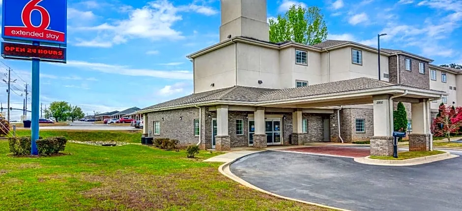 Studio 6-Opelika, AL - Auburn Al