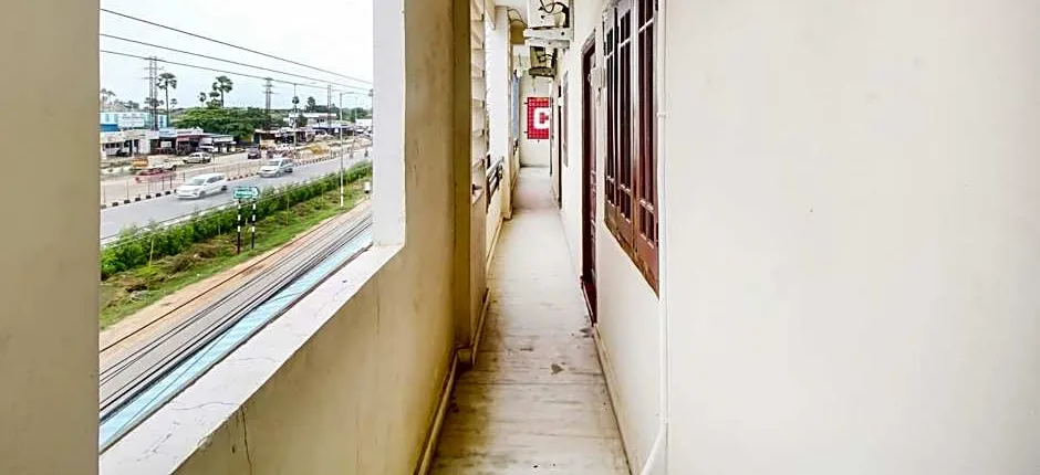 Hotel O Happy Residency