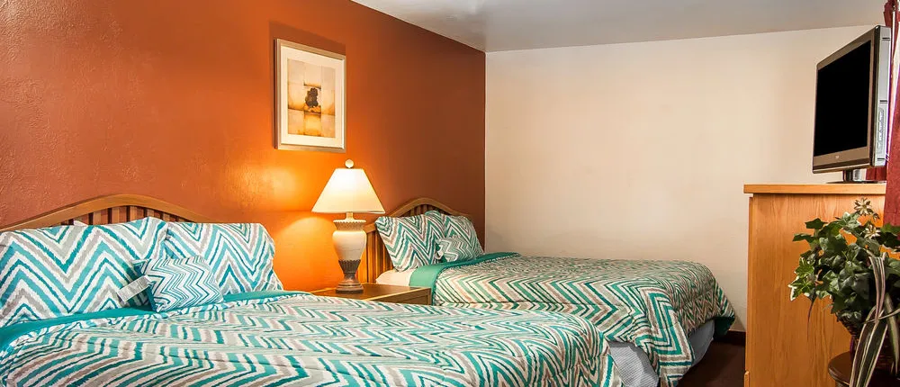 Rodeway Inn & Suites