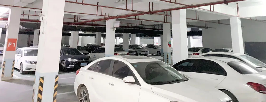 Hanting Premium (Nanjing South Railway Station )