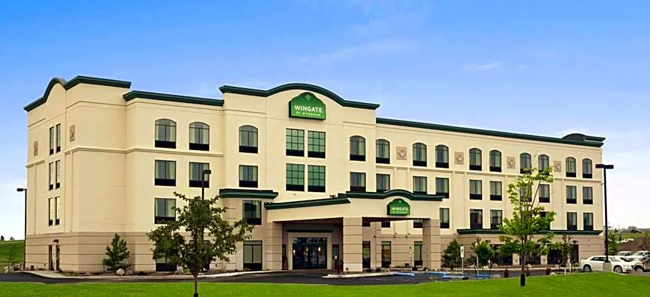 Wingate by Wyndham Bismarck