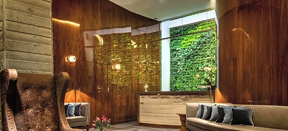 Hotel Hugo