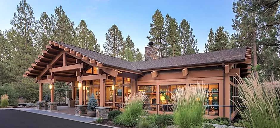 Seventh Mountain Resort