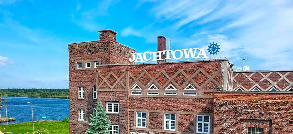 JACHTOWA Hotel i Restauracja