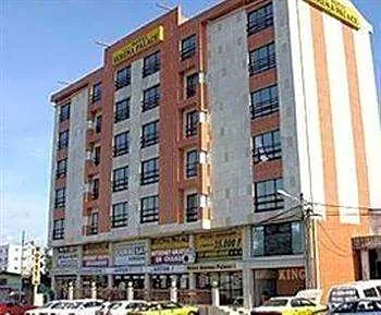 Hotel Serena Palace