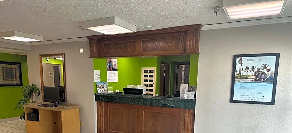 La Quinta Inn & Suites by Wyndham Omaha Southwest