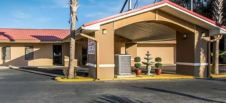 Econo Lodge Defuniak Springs I-10