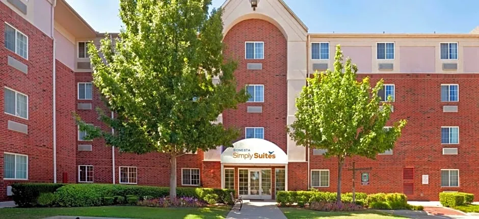 Sonesta Simply Suites Arlington