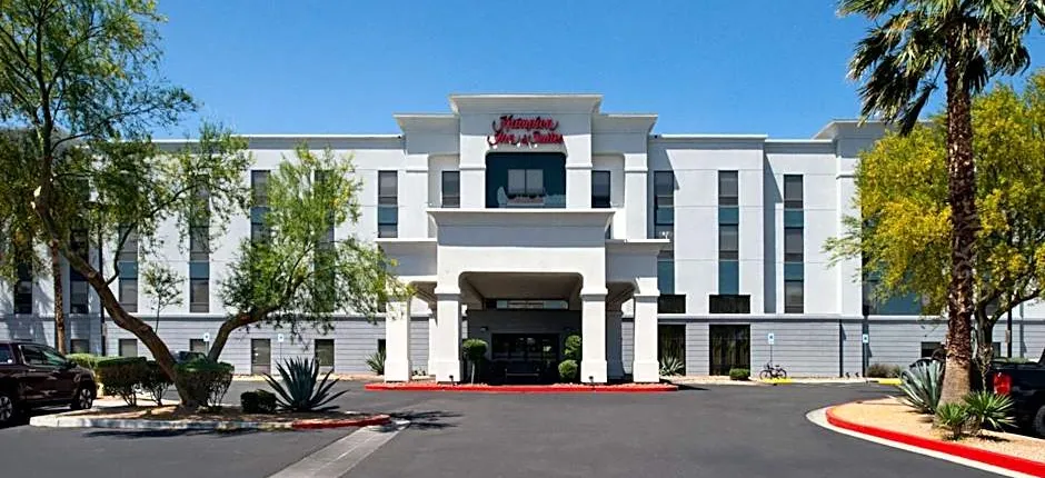 Hampton Inn By Hilton And Suites Las Vegas Airport