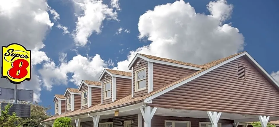Super 8 by Wyndham Christiansburg
