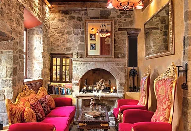 Nikos Takis Fashion Boutique Hotel