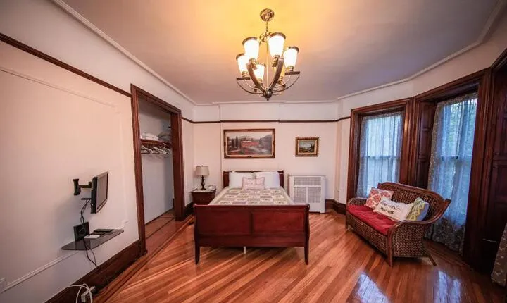 Lefferts Gardens Residence