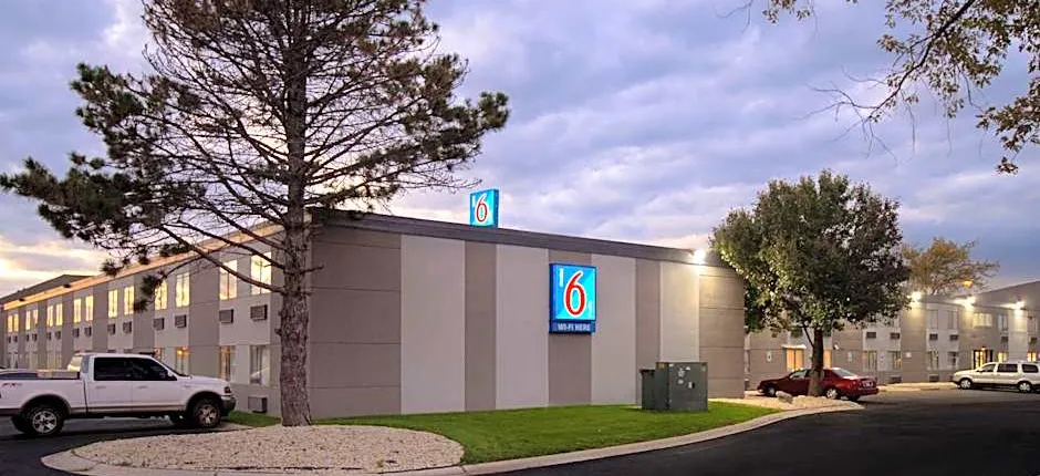 Motel 6-Merrillville, IN