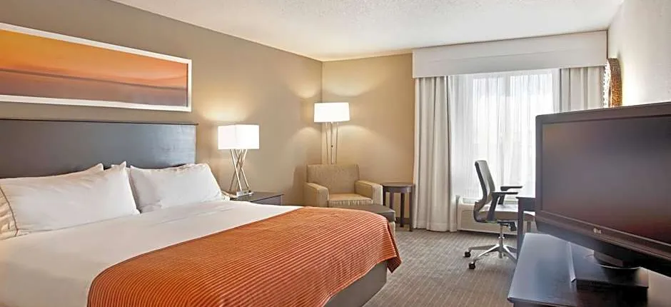 Holiday Inn Express Hotel & Suites Minneapolis - Minnetonka By IHG