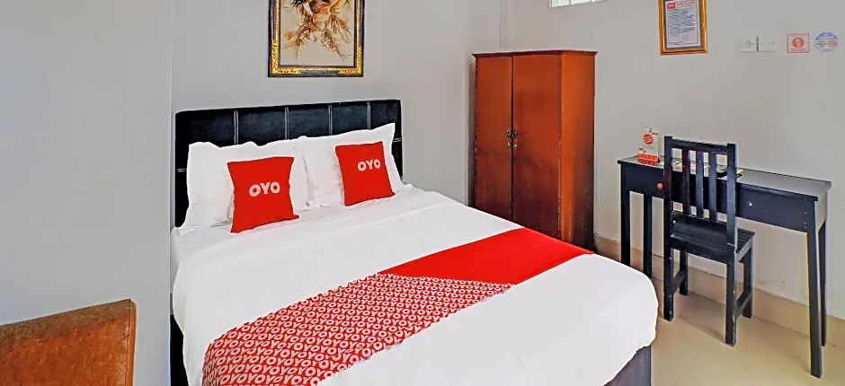 SUPER OYO 1356 Gusti Residence