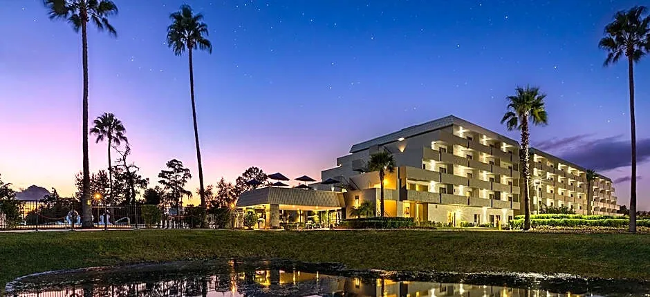 Palazzo Lakeside Hotel