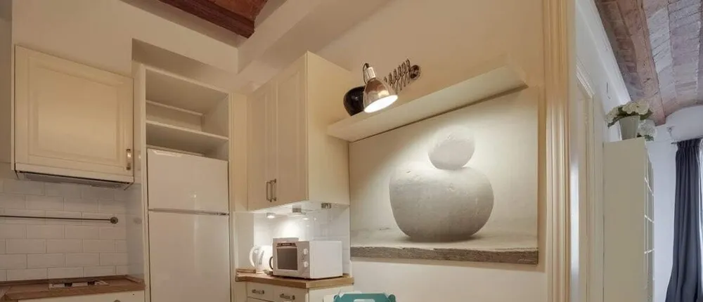Amazing 3bdr W/balcony in Lesseps