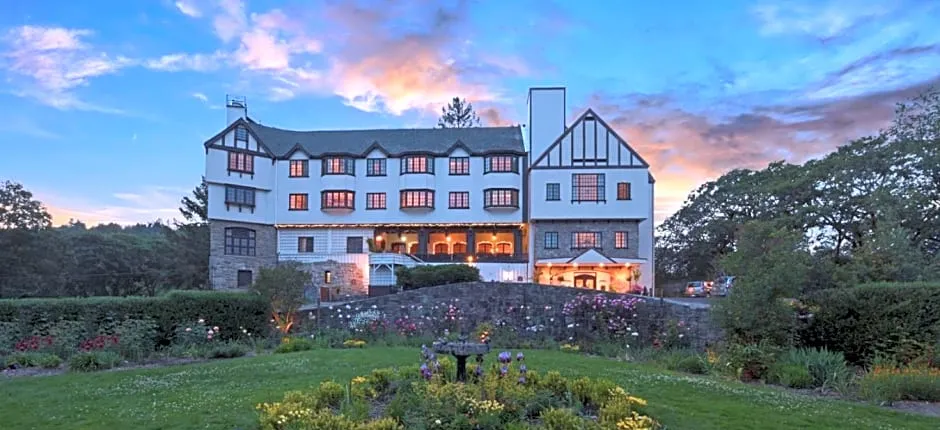 Benbow Historic Inn