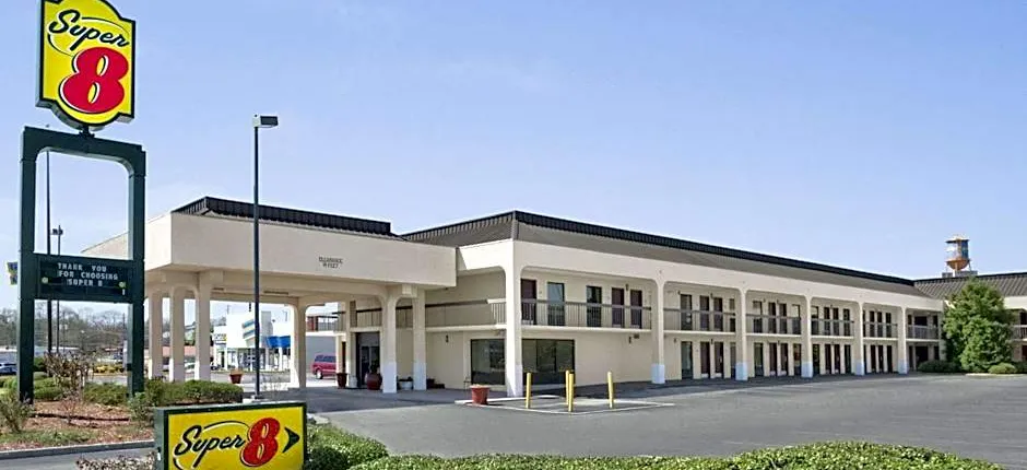 Super 8 by Wyndham Oxford