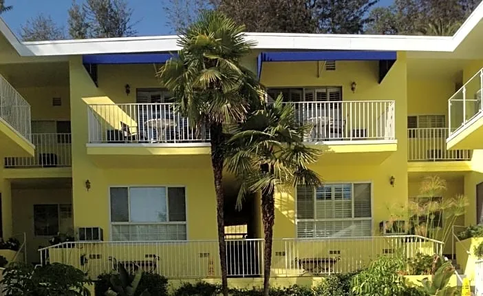 Magic Castle Hotel