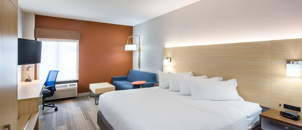 Holiday Inn Express Cedar Rapids (Collins Rd), an IHG Hotel