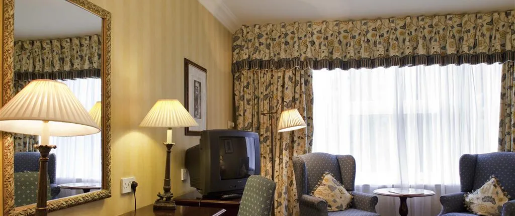 Mercure Winchester Wessex Hotel