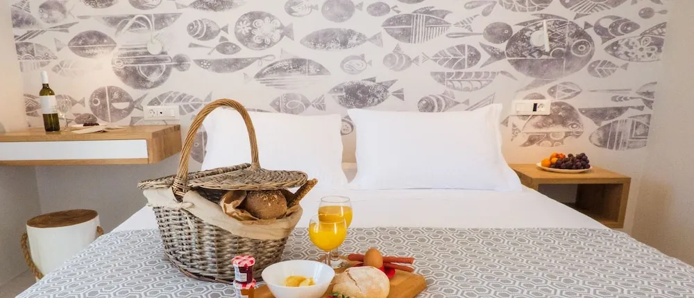 Antony Suites And Residences
