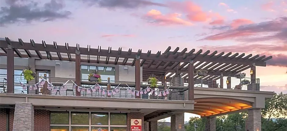 Best Western Plus Canyonlands Inn