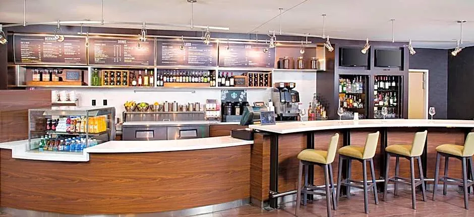 Courtyard by Marriott Roanoke Airport