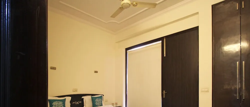 OYO 5118 Dreams Residency