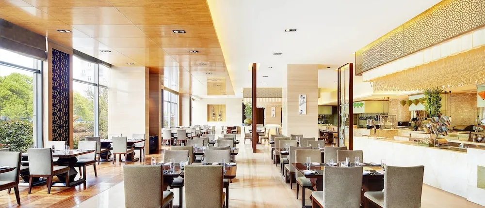 Sheraton Wuxi Binhu Hotel