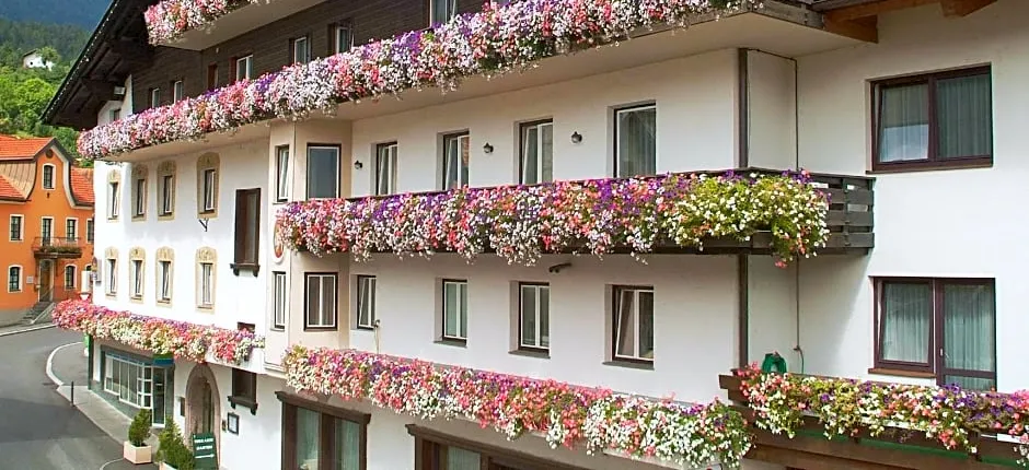 Hotel-Garni Stern - bed & breakfast & more