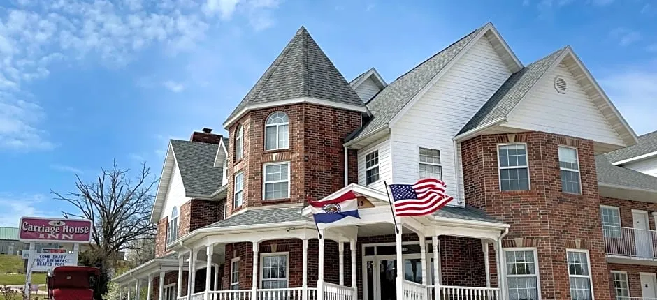 Carriage House Inn