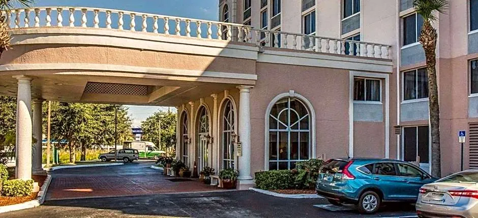 Comfort Inn & Suites Lakeland North I-4