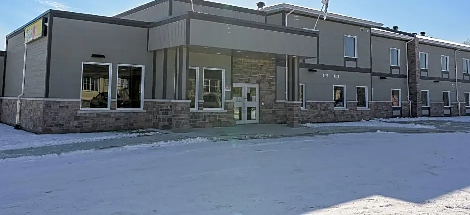 Super 8 by Wyndham Moosonee